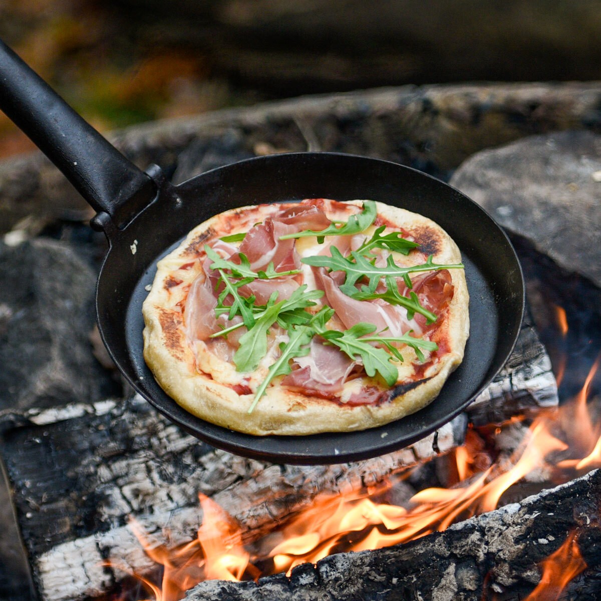 Recept för pizza i kolarpanna