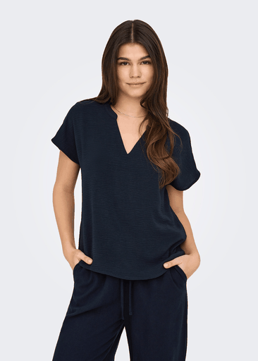 LION SHORT SLEEVE TOP LION SHORT SLEEVE TOP