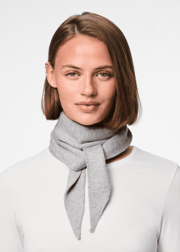 KOMMA TRIANGLE SCARF