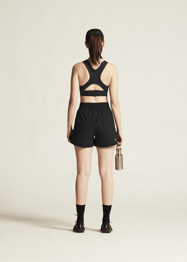 CORE ESSENCE SHORTS W