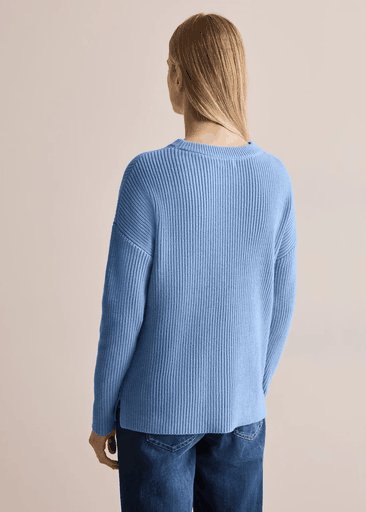 Structured Round Neck