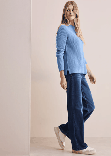 Structured Round Neck