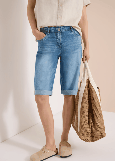 Neele Shorts