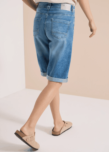 Neele Shorts