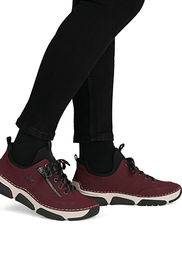 Ladies shoes