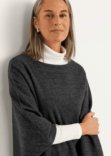 Beata poncho