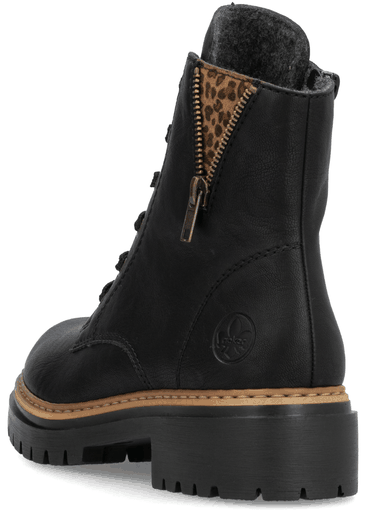 Ladies mid height boots