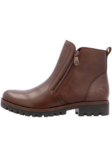 Ladies mid height boots