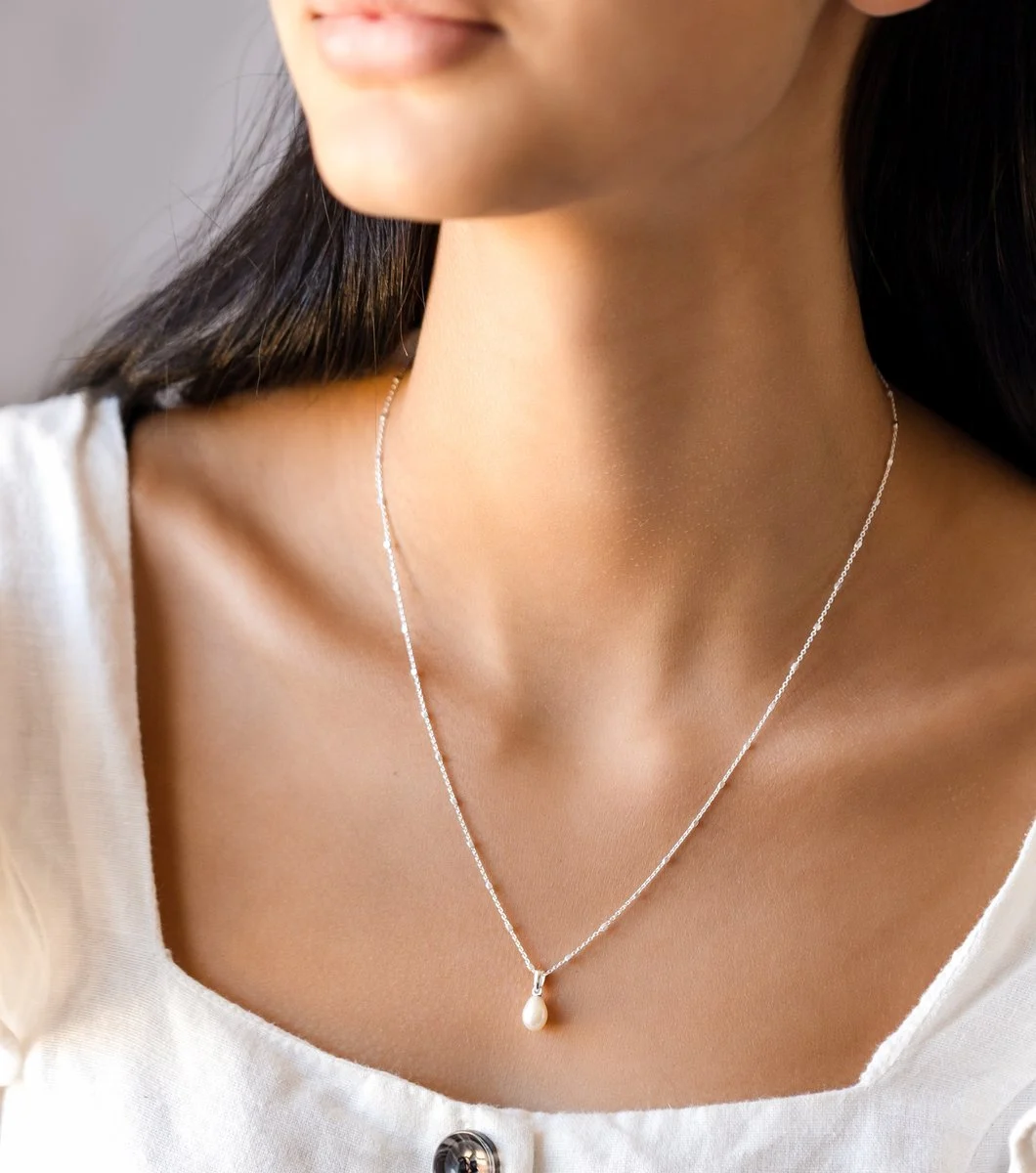 Halsband Treasure Pearl i äkta silver