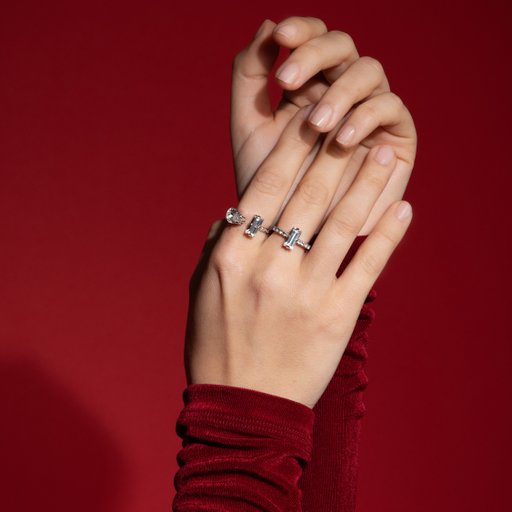 Ring Lucy