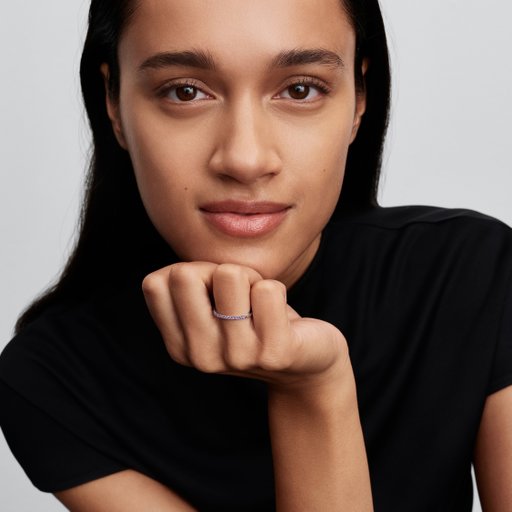 Ring i äkta silver med lila stenar