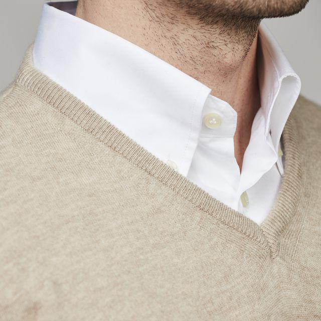 GEELONG V-NECK SWEATER