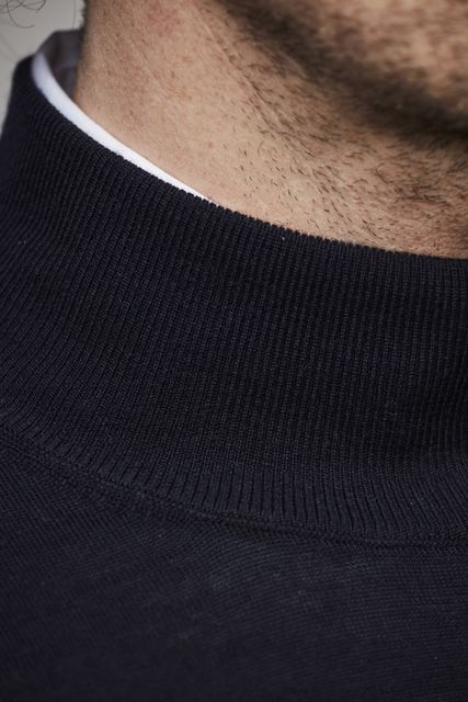 MERINO HIGH TURTLE KNIT