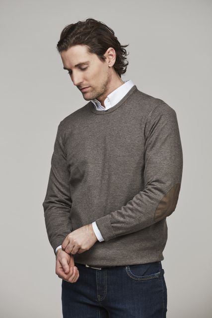 CREW NECK SWEATER, ELBOW PATCH