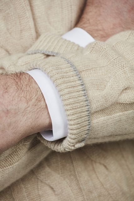 PURE CASHMERE CREW CABLE KNIT