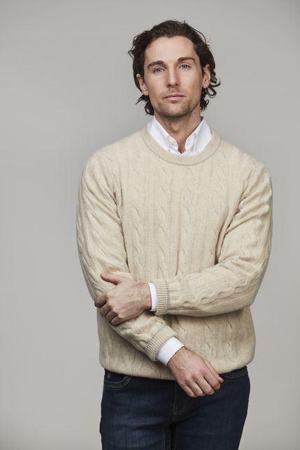 PURE CASHMERE CREW CABLE KNIT