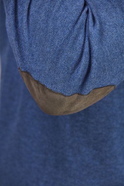 Crew neck knit, e-patch Crew neck knit, e-patch