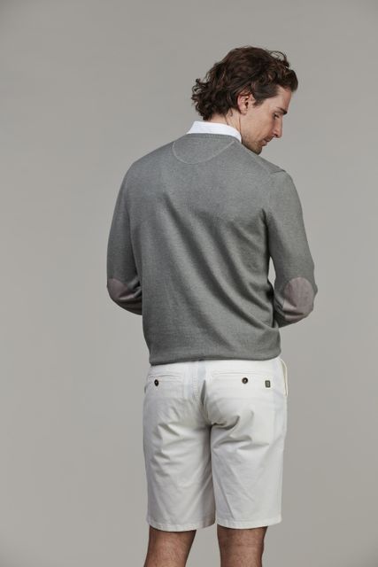 Crew neck knit, e-patch Crew neck knit, e-patch