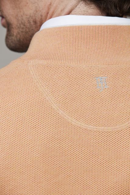 Half zip structure knit Half zip structure knit