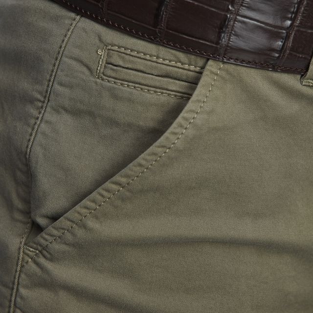 CLASSIC CHINO SHORTS