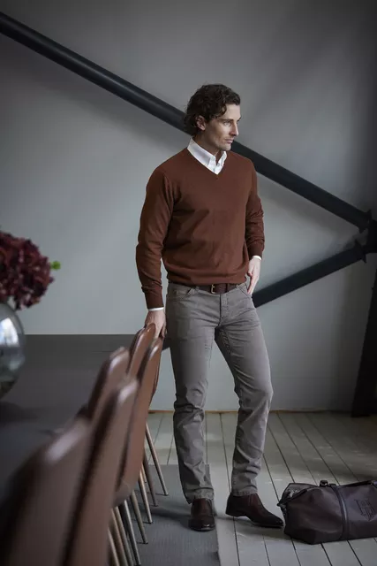 Autumn Office – Soft Hues, Sharp Focus