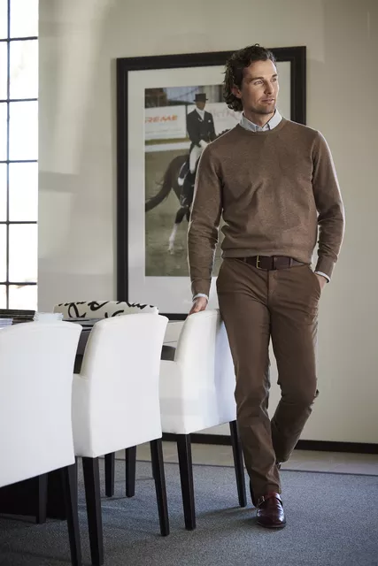 Casual Poise – Warm Neutrals for Autumn
