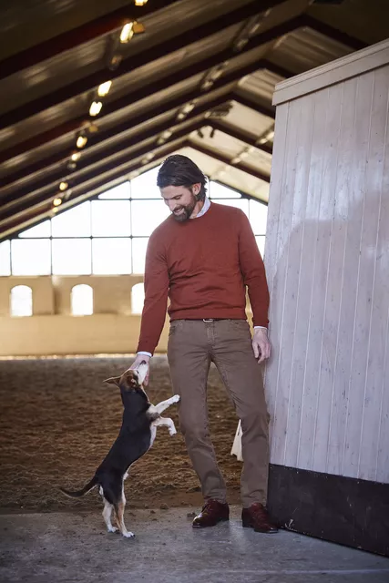 Warm Bond – Style Meets Companionship