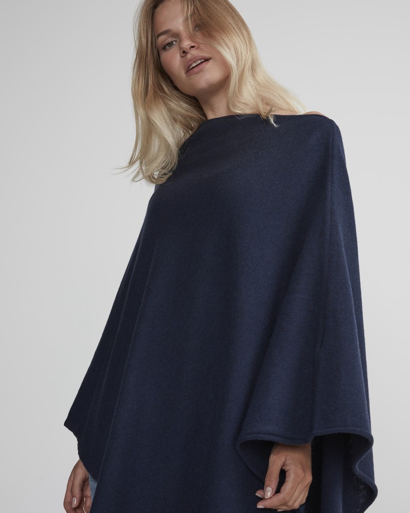 Sofie Poncho Navy