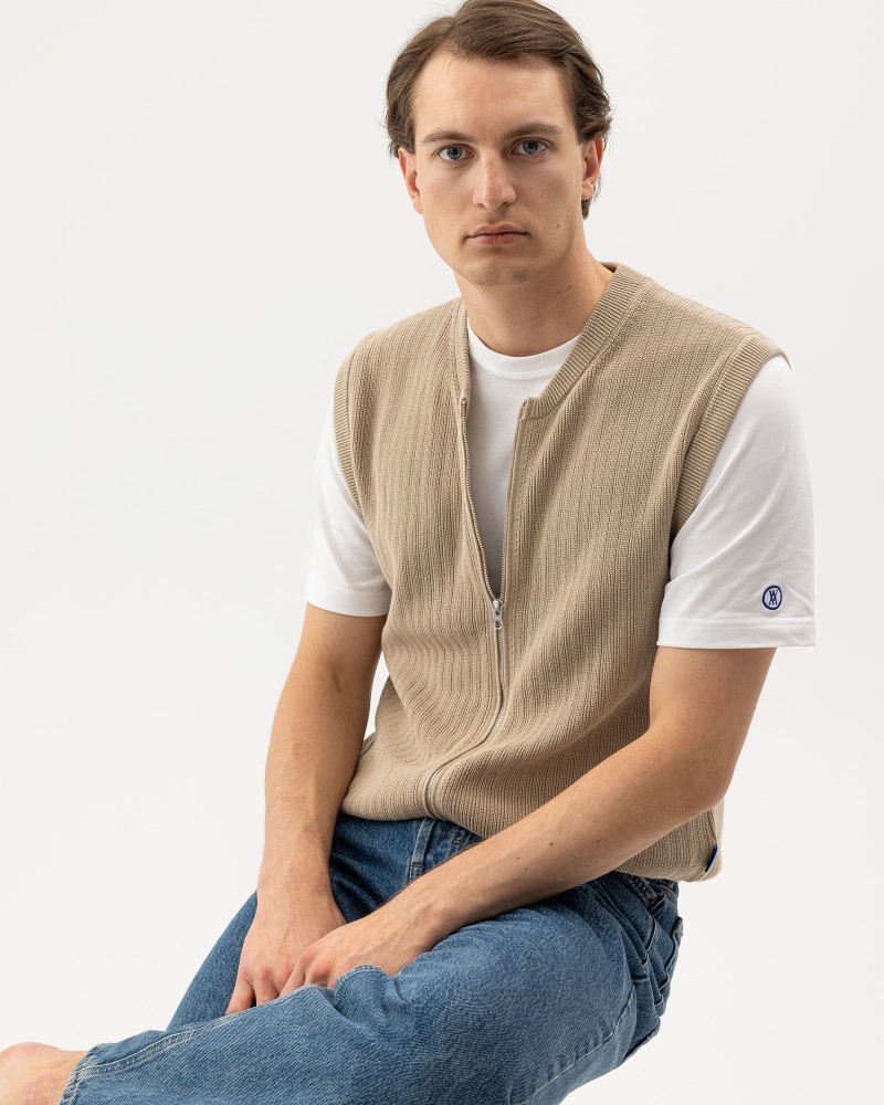 Alvar Vest Alvar Vest Feather