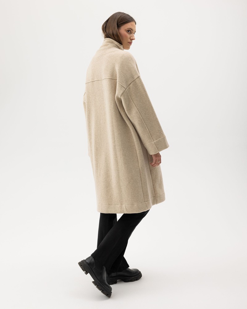 Anne Coat Sand