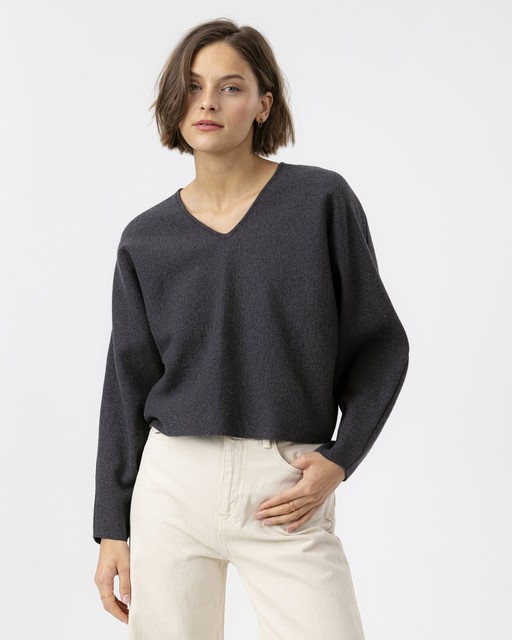 Barbro V-neck