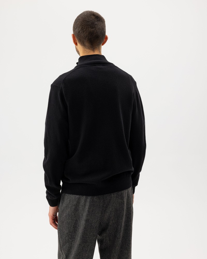 Dennis T-neck Dennis T-neck Black