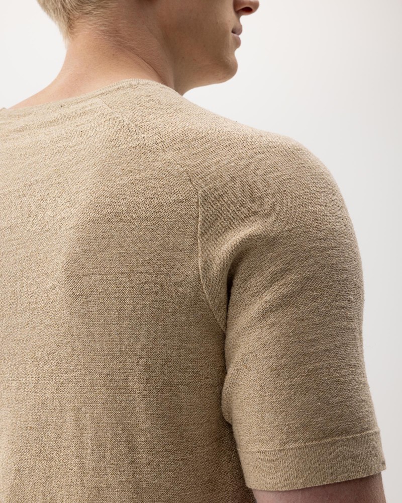 Edmund Tee Edmund Tee Sand