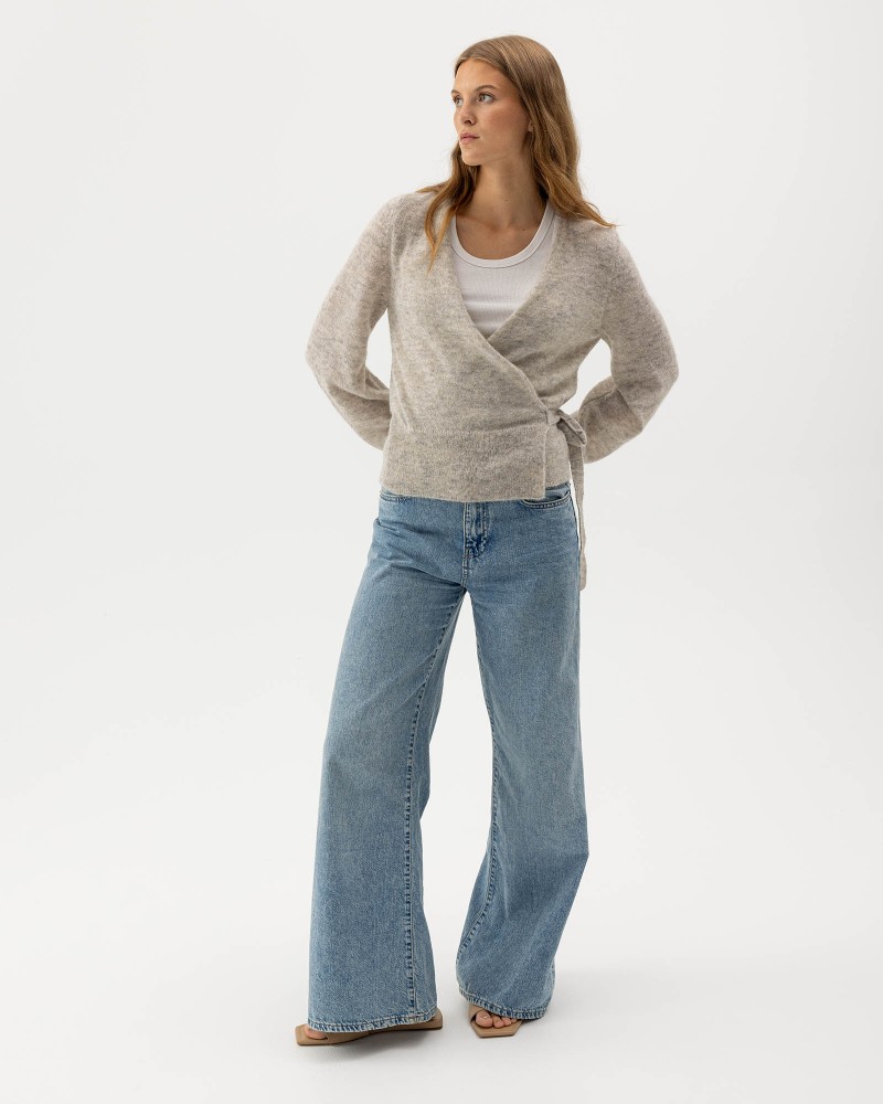 Elizabeth Overlap Light Grey Mel.