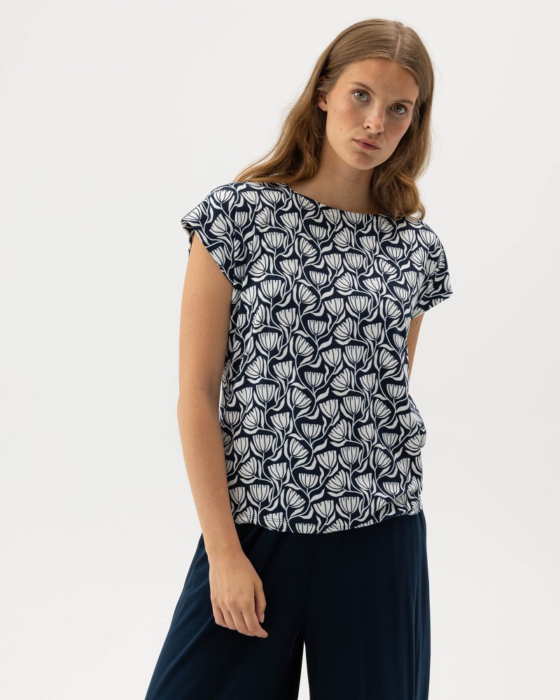Ellen Capsleeve Navy (pattern)