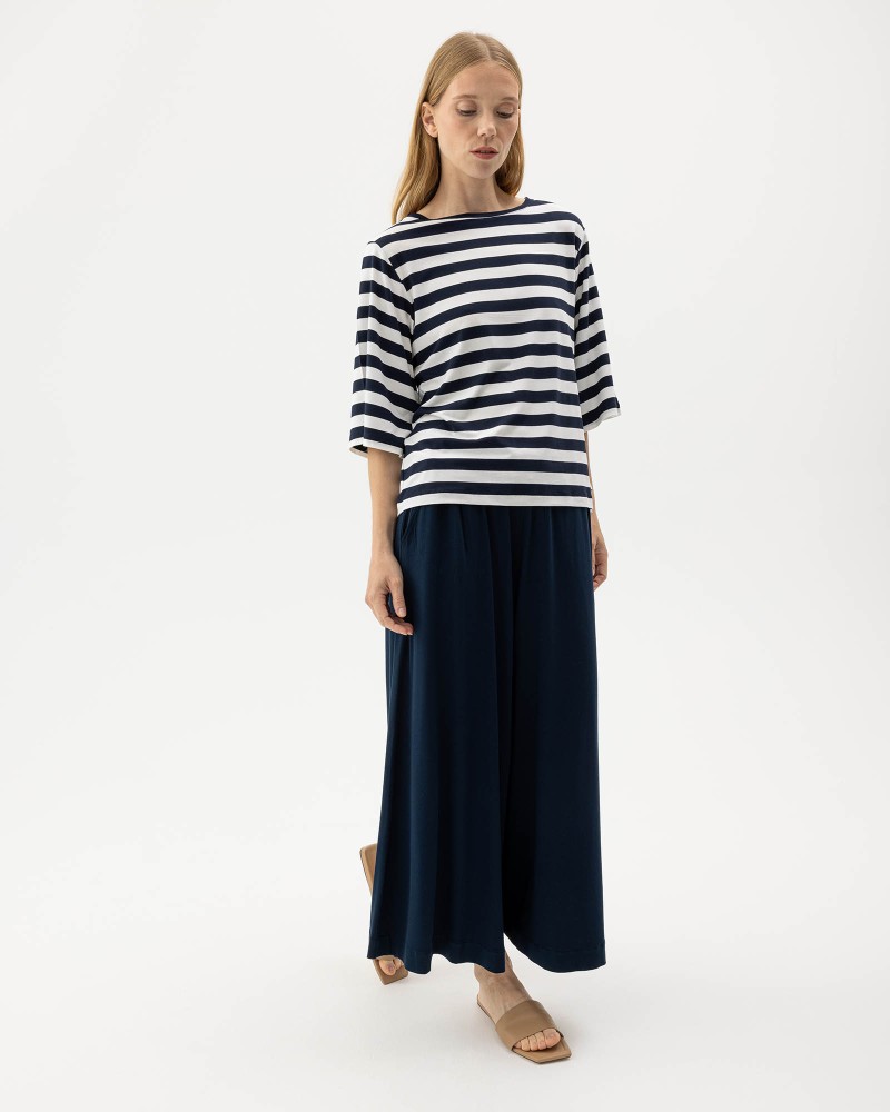 Ellen Tee White/Navy