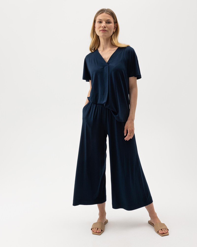 Ellen V-neck Top Navy