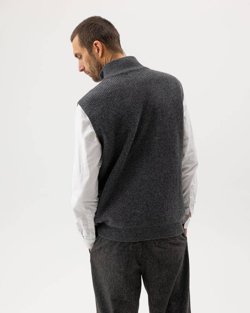 Frank Vest Dark Grey Mel.