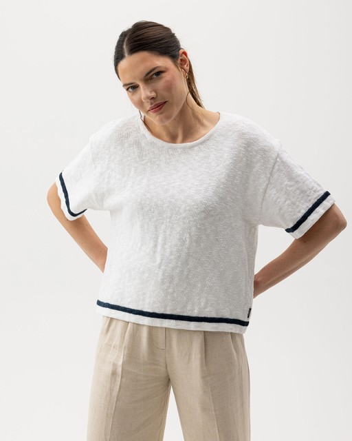 Juni Tee