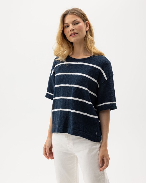 Juni Tee