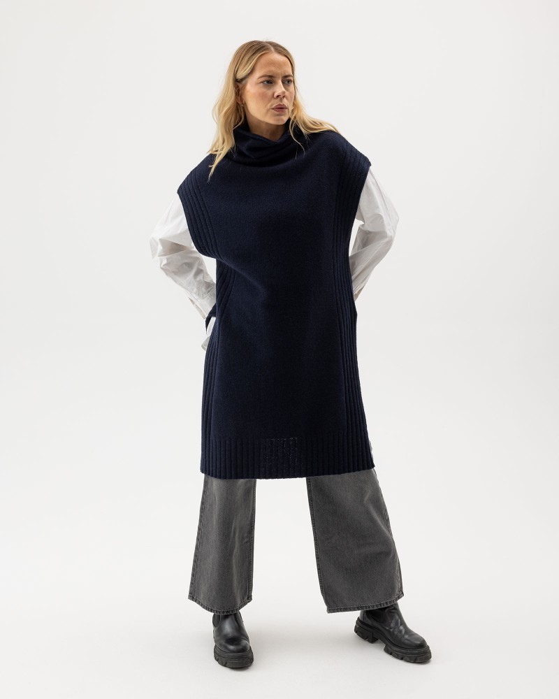 Kicki Long Vest Navy