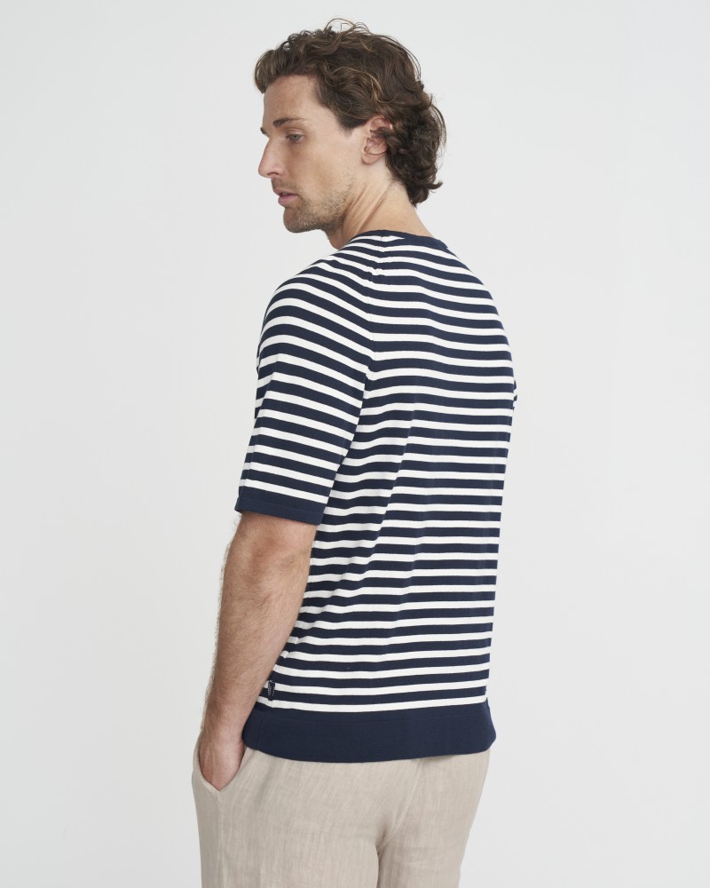 Lars Tee Navy/Off White