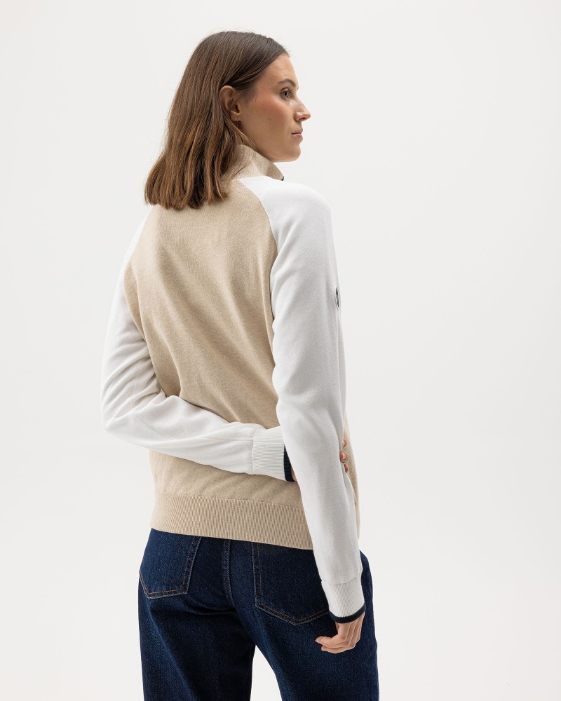 Laura T-neck WP Oyster (multi color)