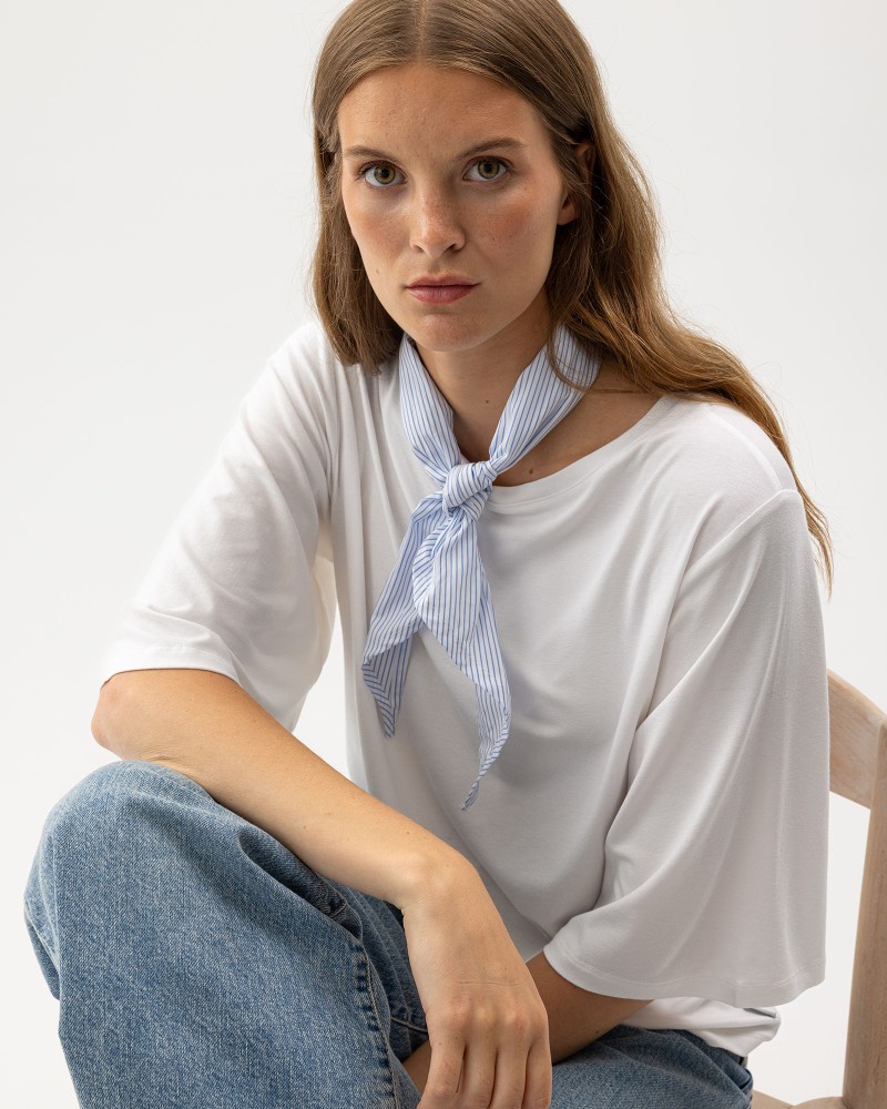 Marie Scarf White/Light Blue