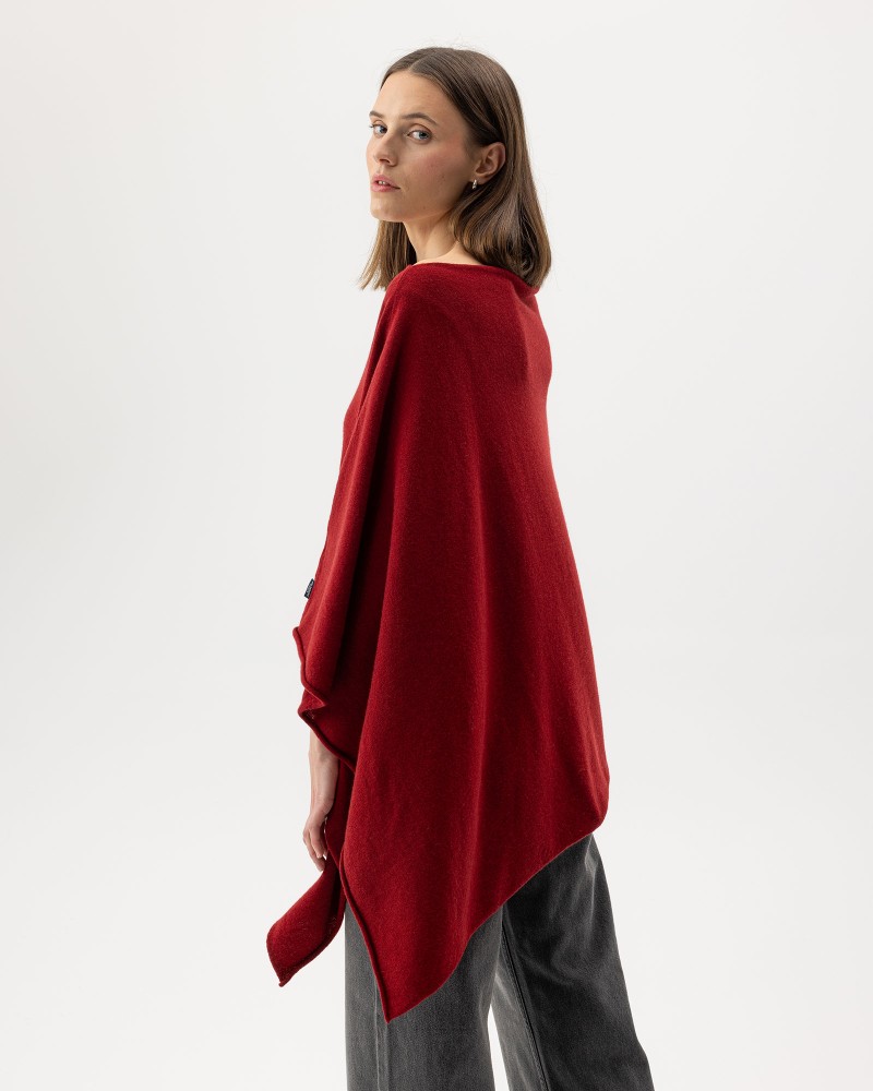 Sofie Poncho Berry