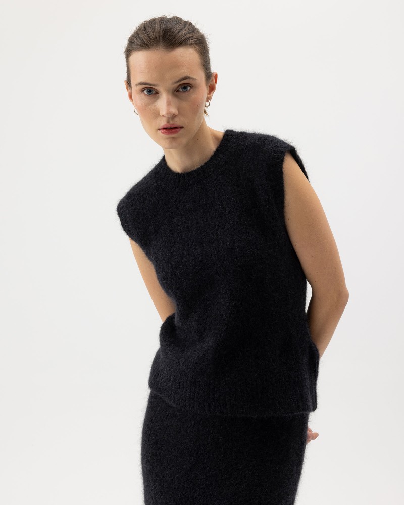 Tindra Top Black