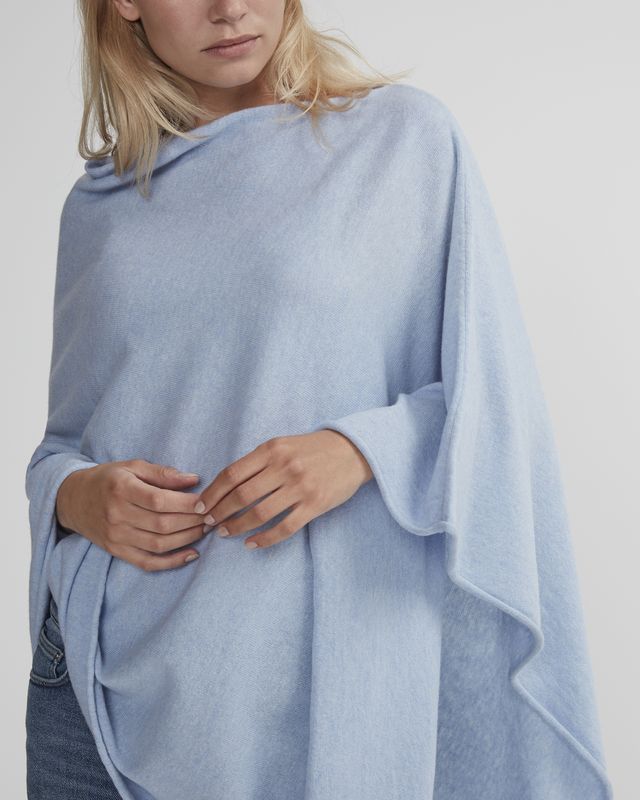 Sofie Poncho