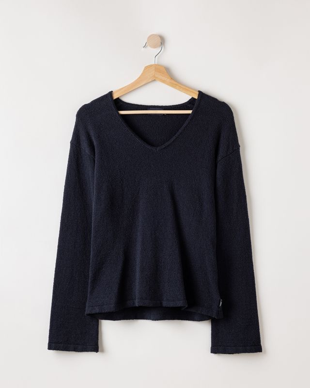 Angelina V-neck Angelina V-neck