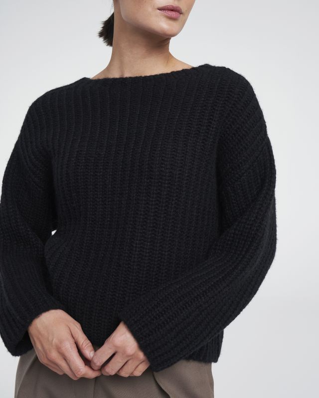 Cajsa Sweater