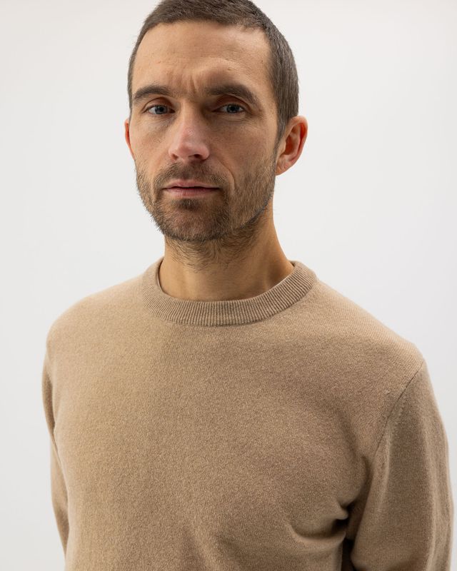 Dennis Crew